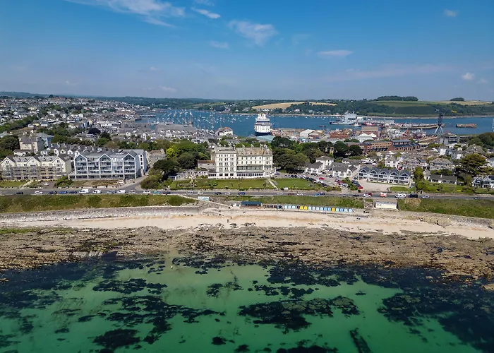 Falmouth Hotels