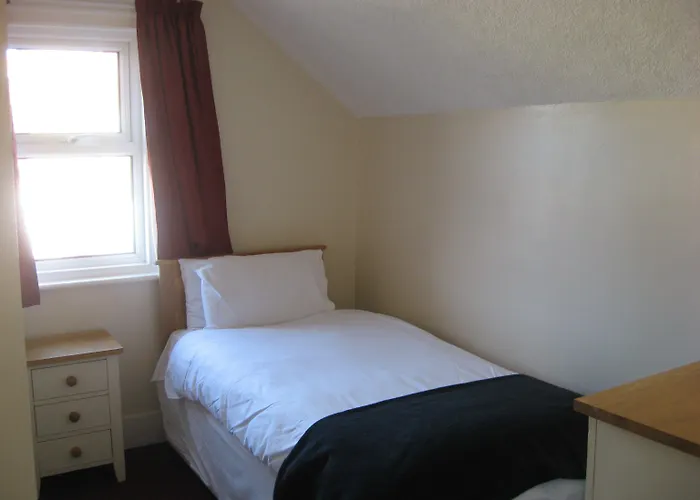 Eastbourne Reymar Bed & Breakfast