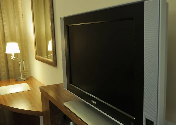 Corby Hotels