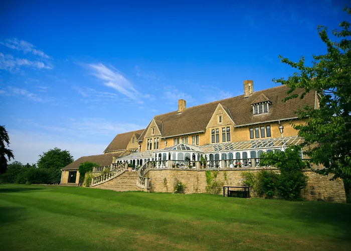 Cricklade Hotels