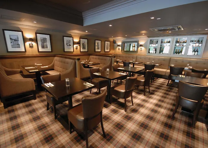 Eaglesham Hotels