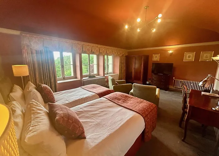 Lampeter Hotels