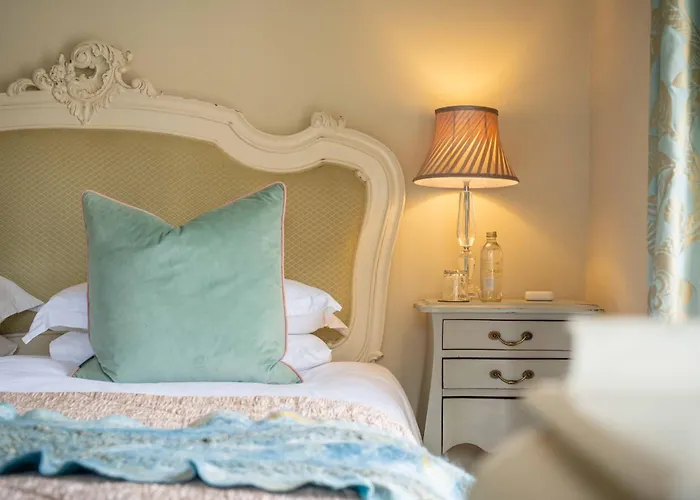 Llandovery Hotels