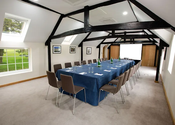 Kingsclere Hotels