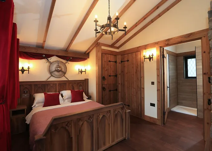 Warwick Castle Hotel & Knight'S Village