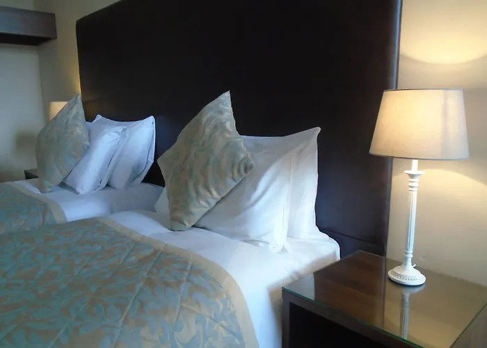 Andover Hotels