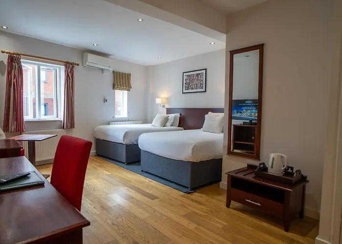 Chelmsford City Center Hotels