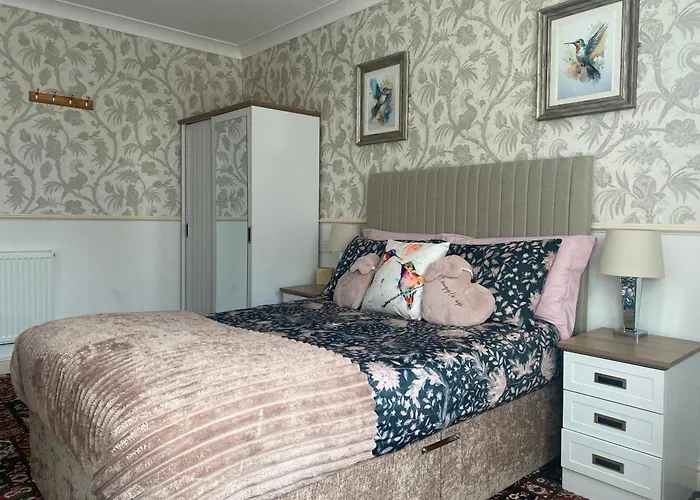 The Libra - Adults Only B&B With Guaranteed Carpark Blackpool
