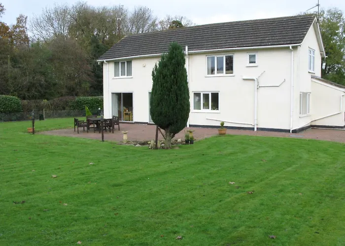 Meriden (West Midlands) Hotels
