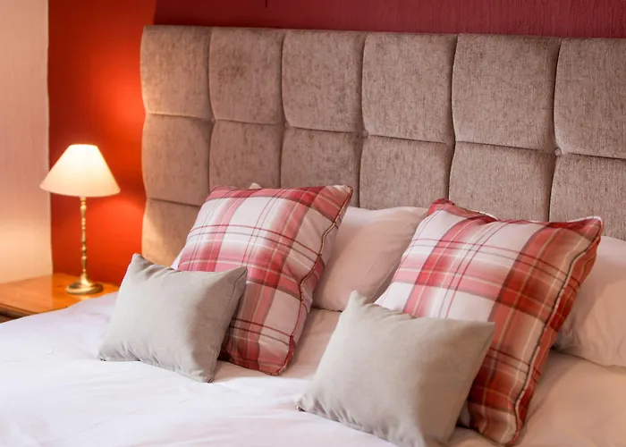 Morebattle Hotels
