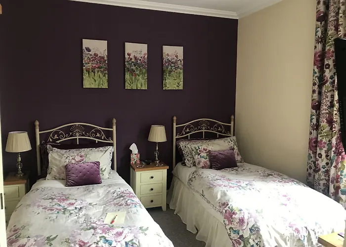 Dunclutha Guest House Leven 