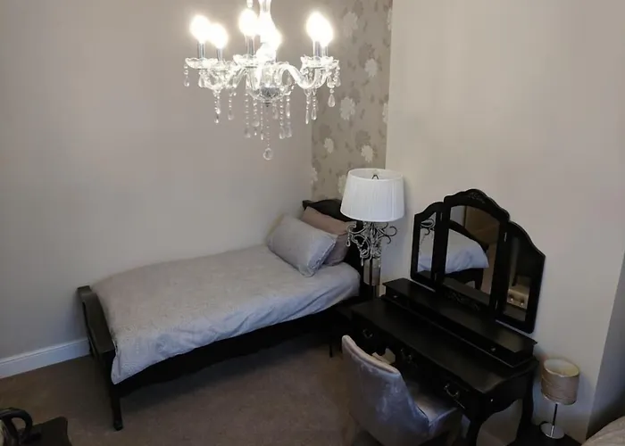 Combe Martin Lodging 