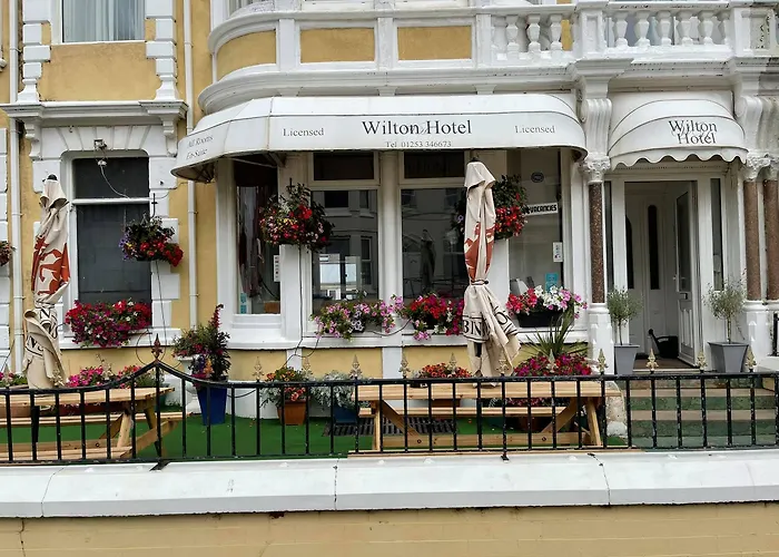 Blackpool Resorts and Hotels with Waterparks