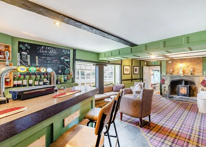 Wroxton Hotels
