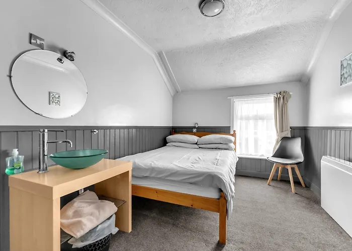 Cleethorpes Bed & Breakfasts 