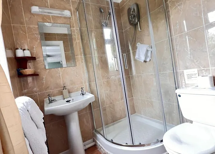 Pembroke Lodging 