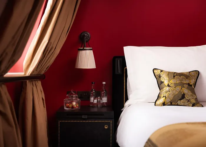 L'Oscar London Hotel