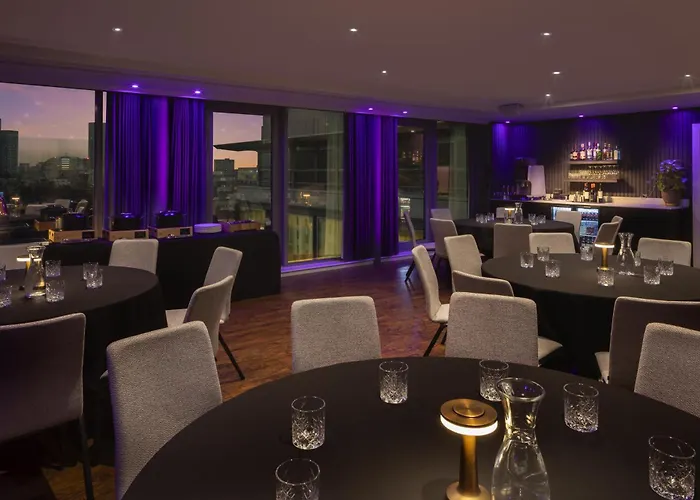 Doubletree By Hilton Manchester Piccadilly