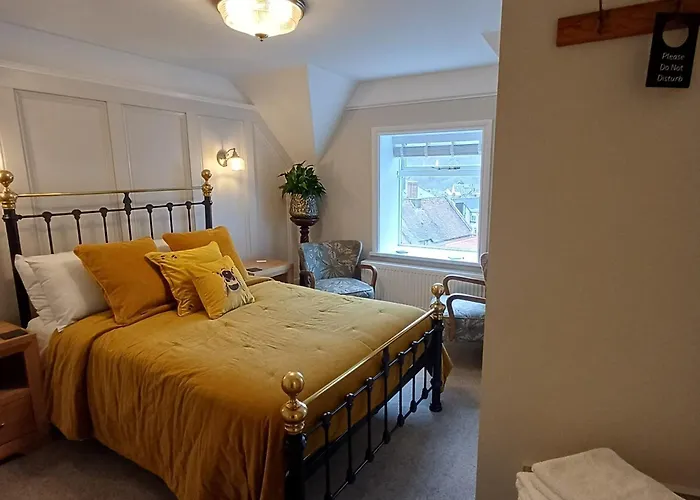 Lynton Guest Houses