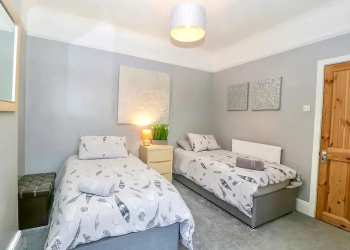 Holiday Cottages in Bournemouth