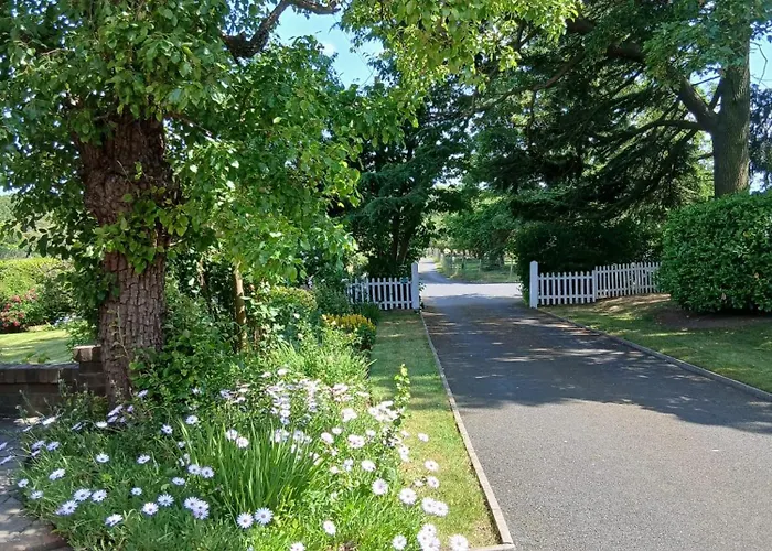 Holiday Cottages in Kencot