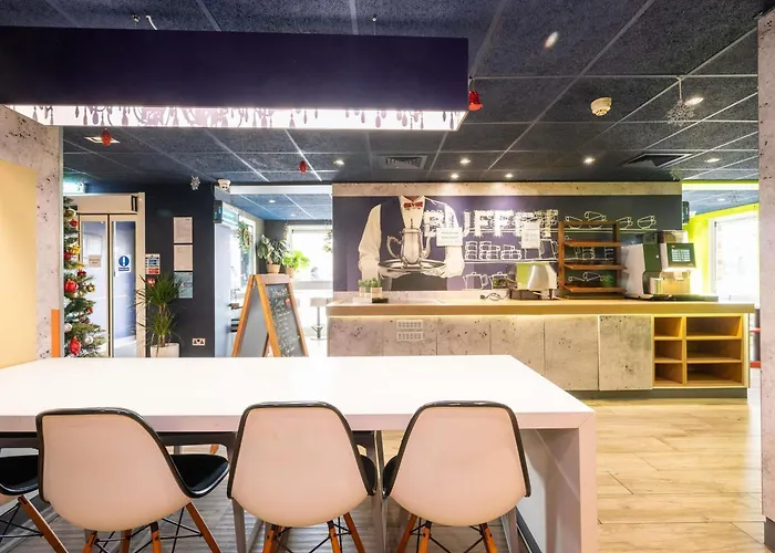 Barking (Greater London) Cheap Hotels