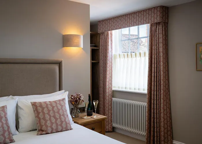 Woodbridge Hotels for Romantic Getaway