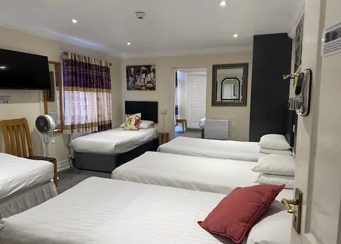 Diamonds Guest House York