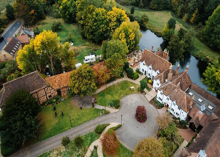 Luxury Hotels in Bedford