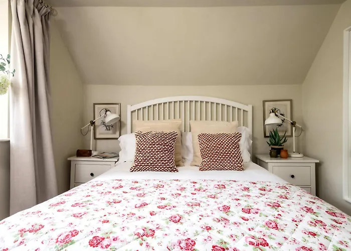 South Cerney Vacation Rentals