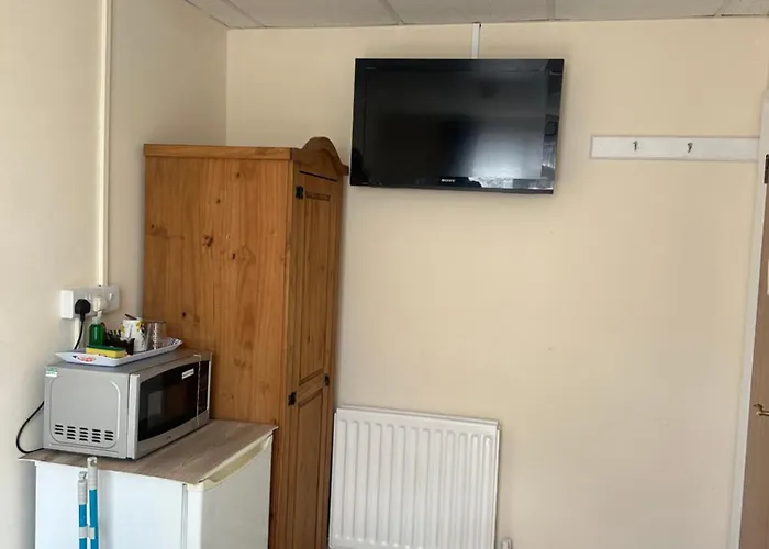 Clarendon Lodge - Accommodation Only Skegness