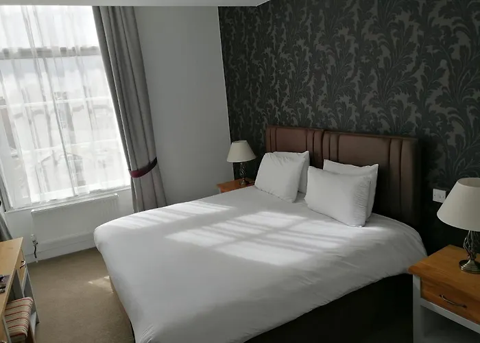 Devizes City Center Hotels
