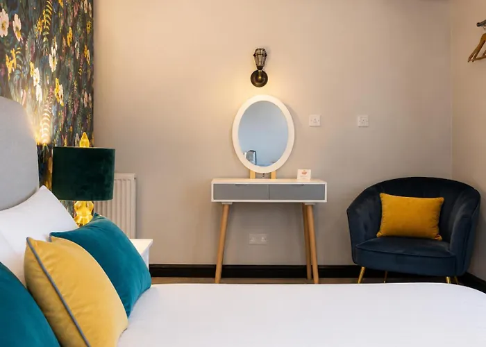 Dewsbury Hotels