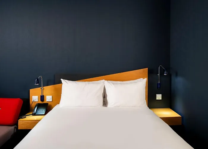 Newport (Gwent) Hotels