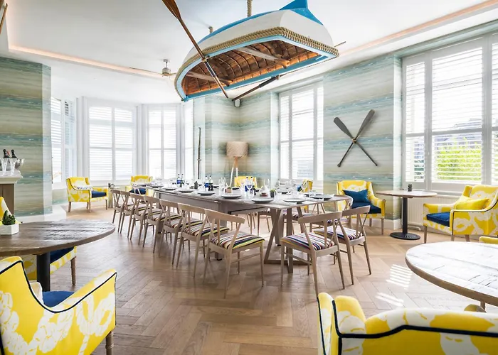 Padstow Hotels