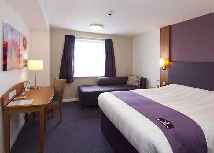 Premier Inn Glasgow City Centre South