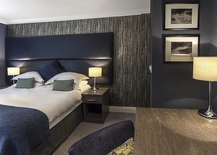 Ambleside Hotels With Jacuzzi in Room