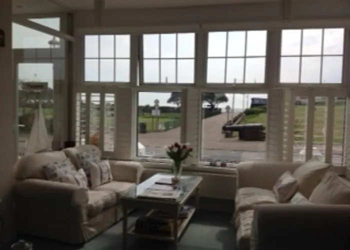 Bassets House Bed & Breakfast Eastbourne