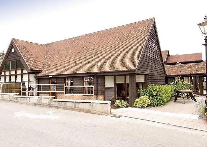 Sandhurst (Berkshire) Hotels