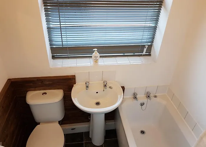 Sunderland (Tyne and Wear) Villas