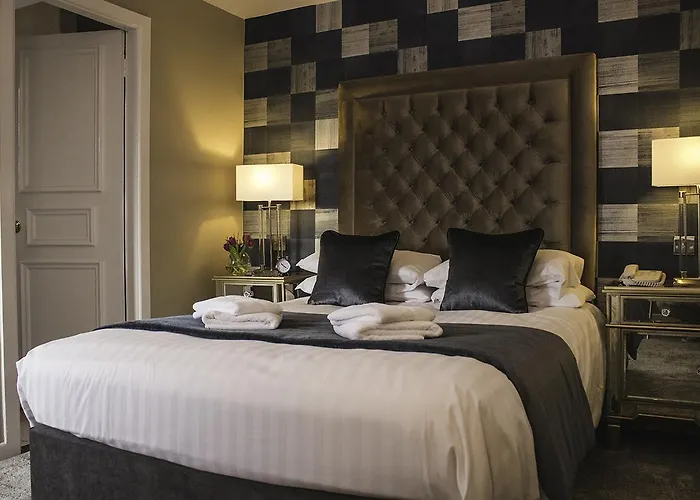 Ballymena City Center Hotels