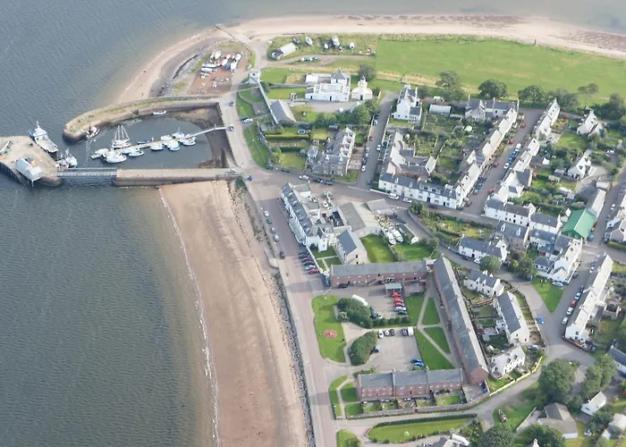Cromarty Hotels