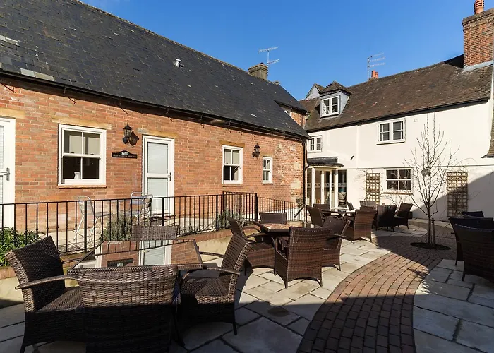 Salisbury Hotels
