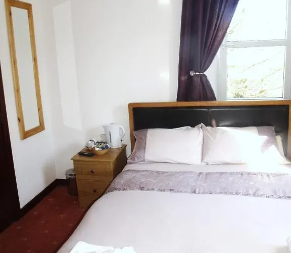 Watten Hotels