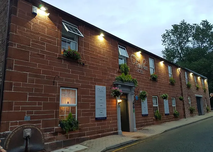 Mauchline Hotels