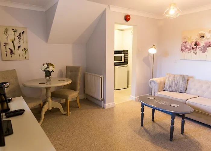 Cricket Field House Hotel Salisbury