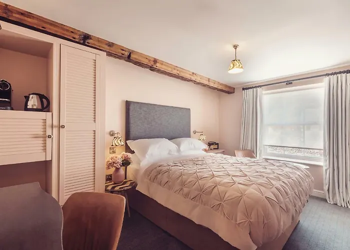 Carnforth Hotels